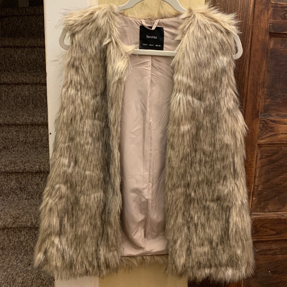 Bershka Faux Fur Vest